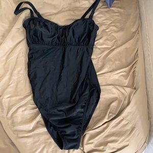 Black old Navy Maternity One piece swimsuit